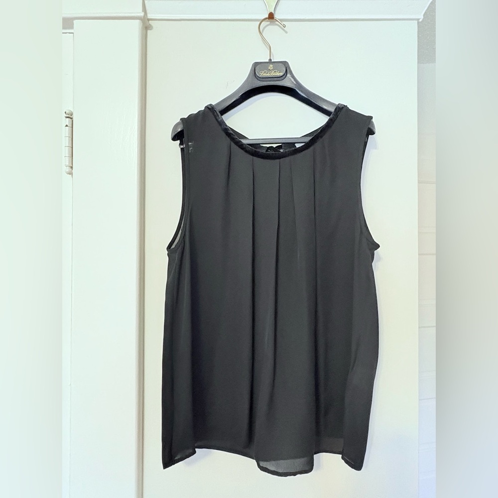 Joie Classic Black Silk Sleeveless Blouse with Velvet Trim